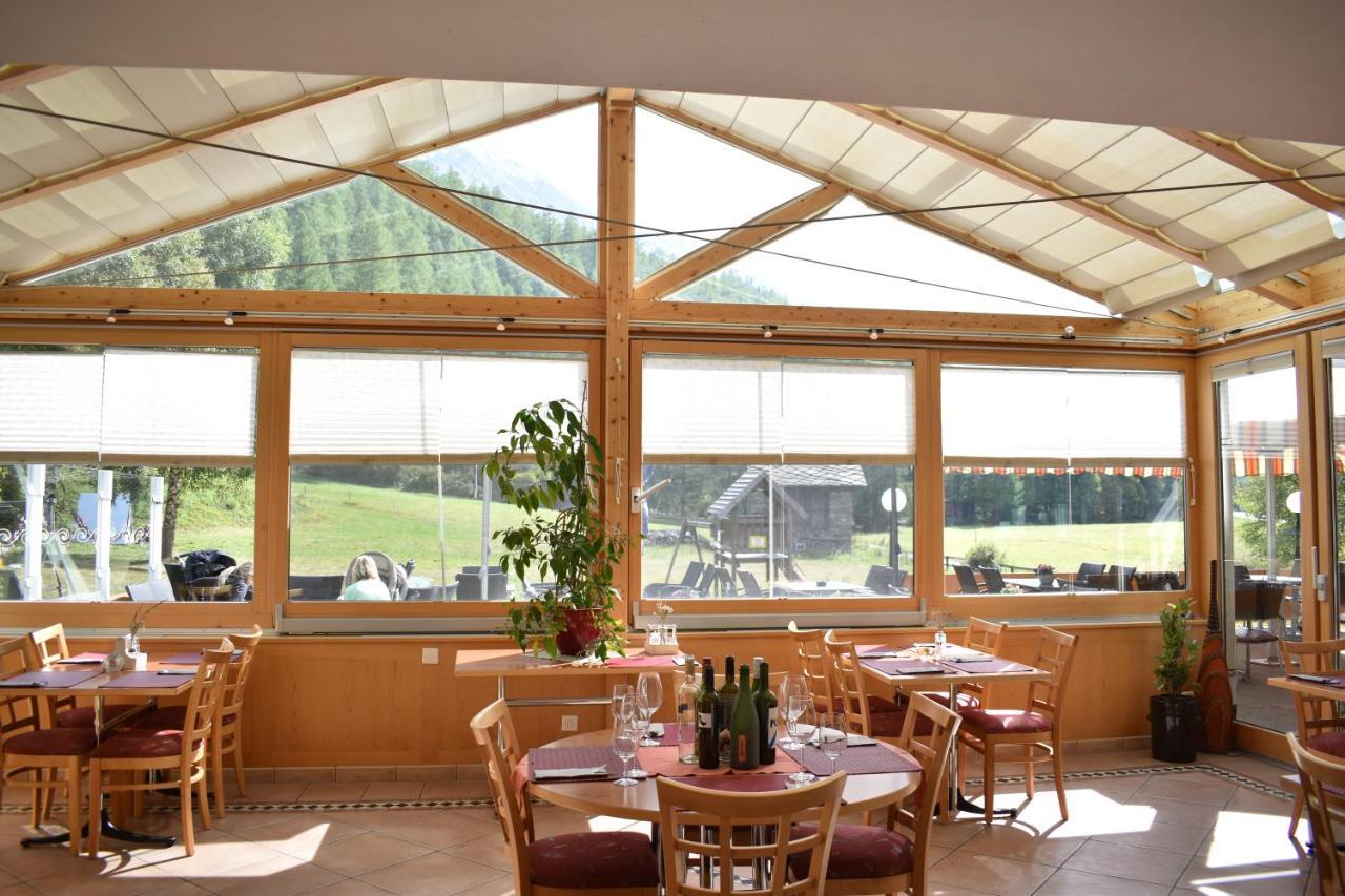 Restaurant & Hostel Hole In One Ранда Екстериор снимка